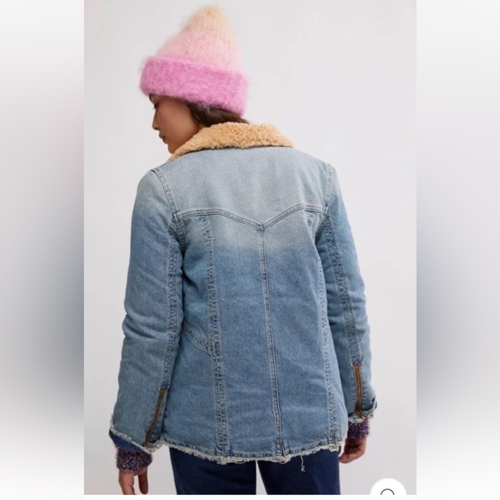 Free People Karter Denim Jacket We The Free Faux Sherpa Lined Collar Pockets - Picture 4 of 6